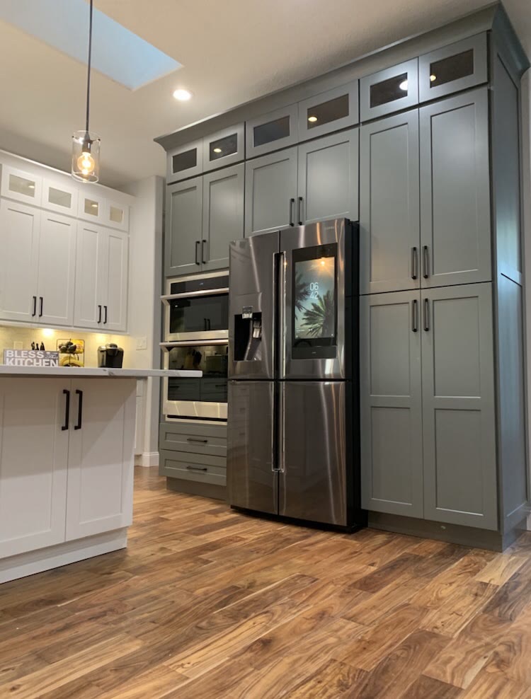 Da cozinha de carvalho ao shaker branco e cinza — Reforma de cozinhas in Orlando, FL (4)